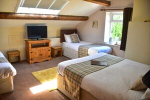 Hebden Bridge Accommodation Page image 28 Picture of Robin Hood Inn