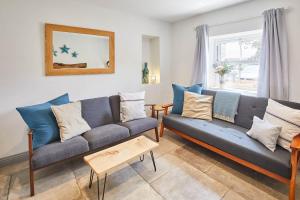 Host & Stay - Sunnyside Cottage image two