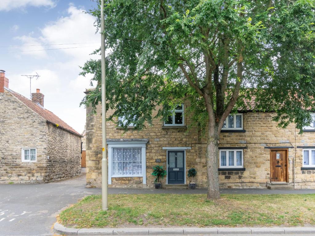 Cobbler's Cottage, Pickering Accommodation image 1 Cobbler's Cottage, Pickering image one