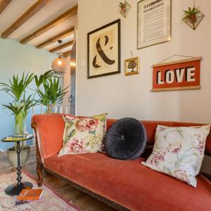 Cottage for two. Walkers / cyclists / dogs welcome! Accommodation image 2 Cottage for two. Walkers / cyclists / dogs welcome! image two