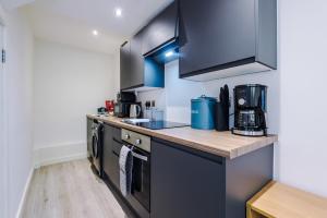 Stylish 2 Bedroom Duplex Apartment Accommodation image 2 Stylish 2 Bedroom Duplex Apartment image two