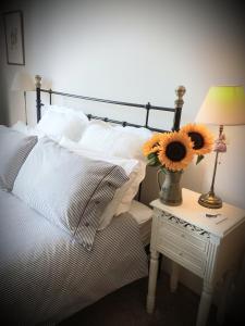 Hebden Bridge Accommodation Page image 34 Picture of Hebble End View B&B
