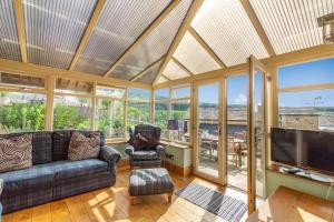 Long Ing Farm, Holmfirth Accommodation image 2 Long Ing Farm, Holmfirth image two
