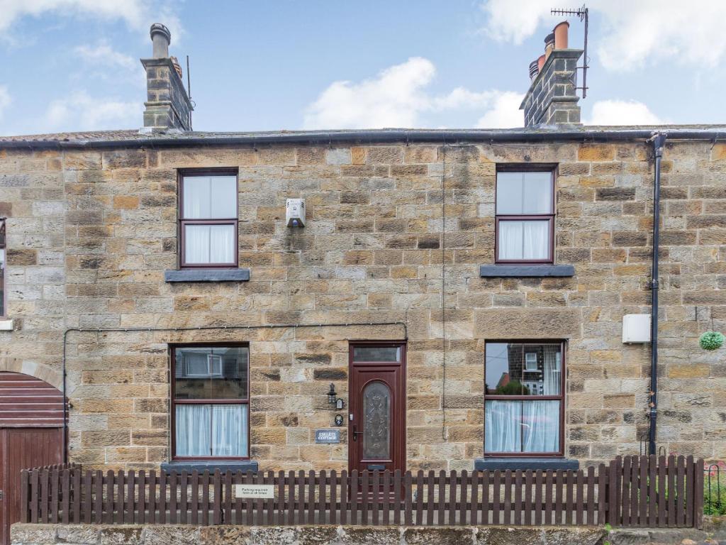 Esklets Cottage Accommodation image 1 Esklets Cottage image one