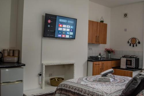 Bv Comfy Studio At Maningham Lane Bradford Accommodation image 3 Bv Comfy Studio At Maningham Lane Bradford image three