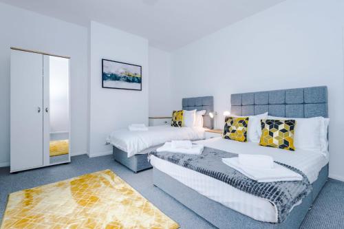 Akroyd House by Lavender Stays Fully Equipped Free WiFi Sleeps Up to Four Guests Accommodation image 3 Akroyd House by Lavender Stays Fully Equipped Free WiFi Sleeps Up to Four Guests image three