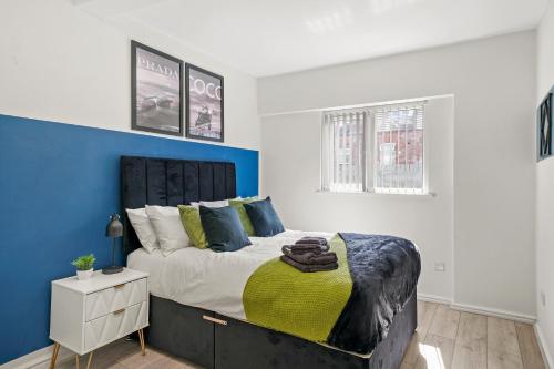 Sleek 3 bedroom in Sheffield - Sleeps 8 Accommodation image 3 Sleek 3 bedroom in Sheffield - Sleeps 8 image three