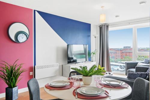 Stunning 2 Bedroom Apartment Accommodation image 3 Stunning 2 Bedroom Apartment image three