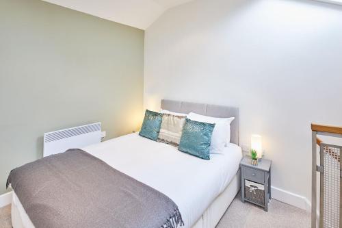 Host & Stay - 15 Easby Hall Accommodation image 3 Host & Stay - 15 Easby Hall image three