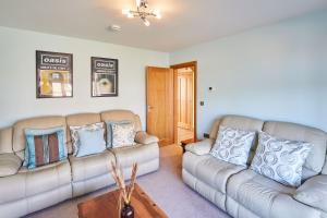 Host & Stay - Cliff Road Accommodation image 2 Host & Stay - Cliff Road image two
