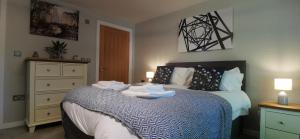 2 Bedroom Apartment, Free Parking Accommodation image 2 2 Bedroom Apartment, Free Parking image two