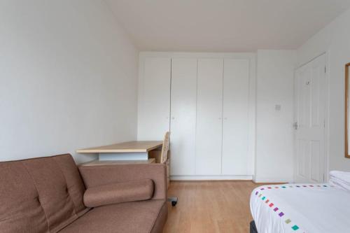 Hanifa place Accommodation image 3 Hanifa place image three