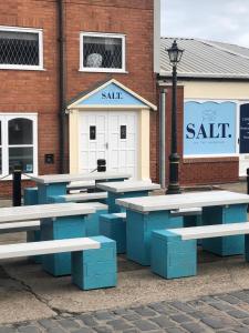 Picture of Salt on the Harbour