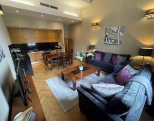 Quebecs Luxury Apartments Accommodation image 2 Quebecs Luxury Apartments image two