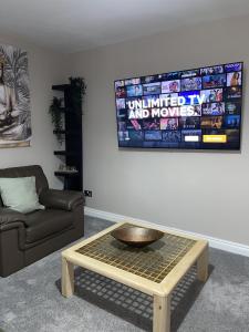 CITY CENTRE *PRIVATE PARKING* Accommodation image 2 CITY CENTRE *PRIVATE PARKING* image two
