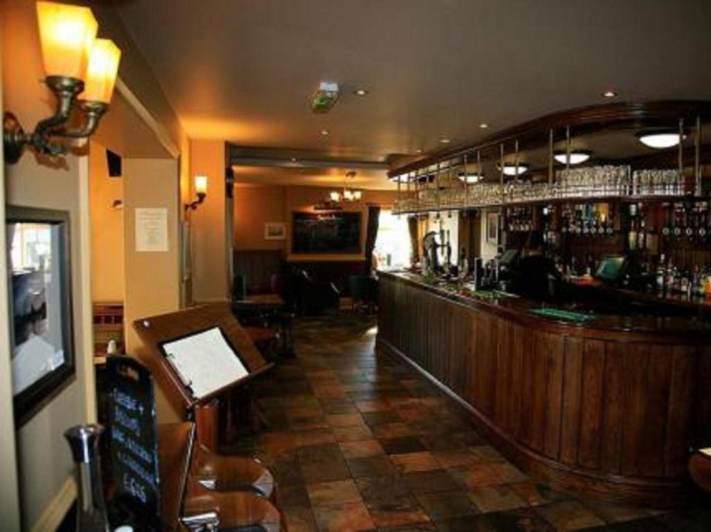 The Crossroads Inn Accommodation image 1 Picture of The Crossroads Inn