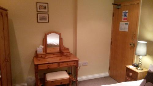 The Crossroads Inn Accommodation image 3 a Guest House or Inn in Halifax