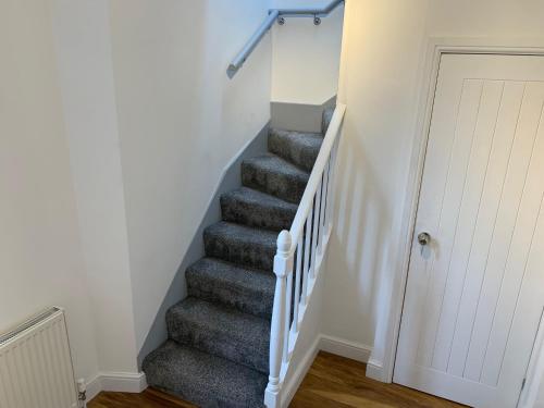 Cosy 2 Bed Apartment in central Kirkby Lonsdale image three