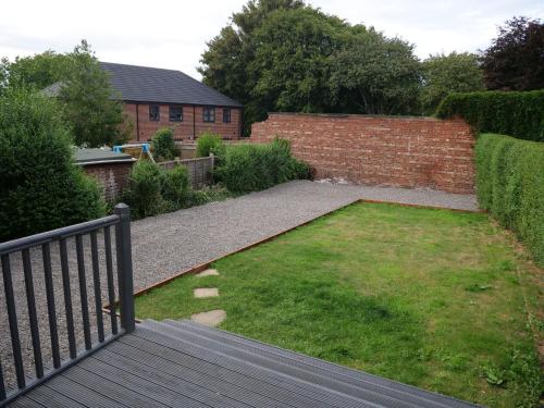 Larkins House Accommodation image 3 Larkins House image three