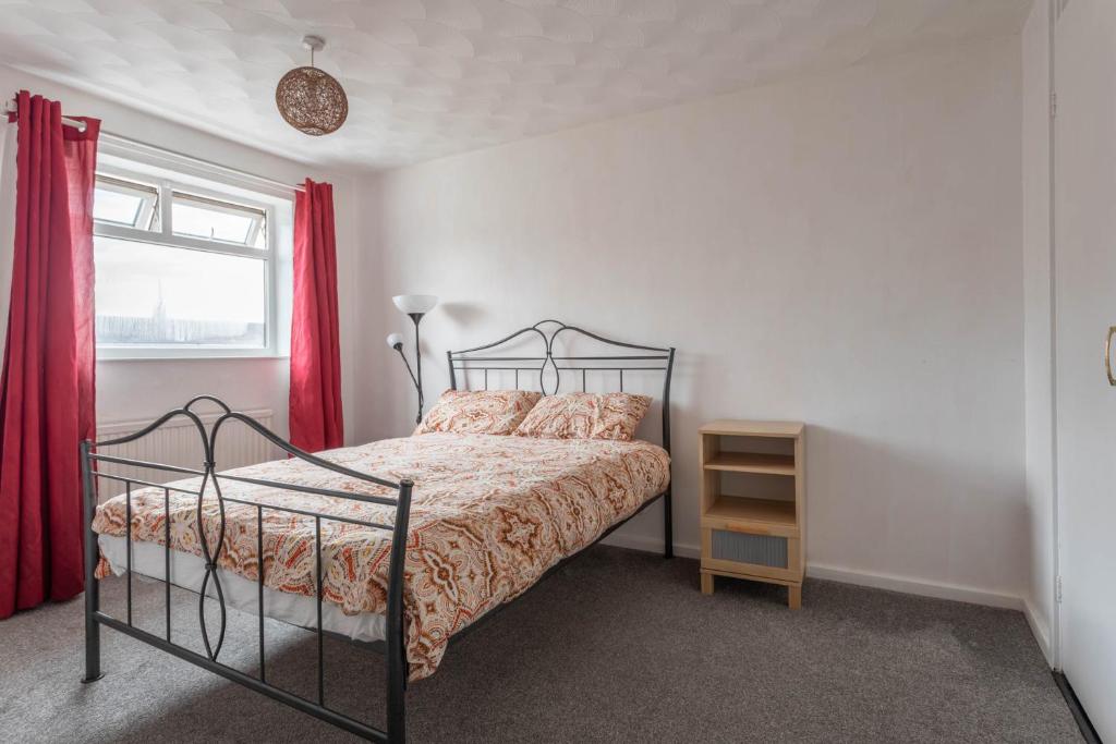10 MIN to City Centre R2 Accommodation image 1 10 MIN to City Centre R2 image one