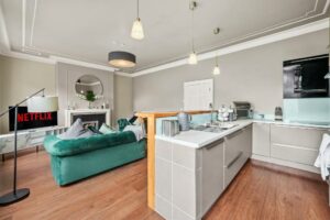 Browse B&Bs In & Near Royston, Yorkshire Page image 17 Picture of Designer Spacious Apartment in Yorkshire - Parking