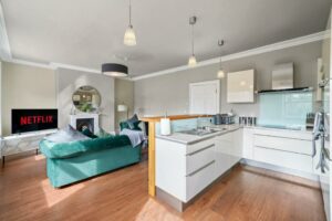 Browse B&Bs In & Near Royston, Yorkshire Page image 27 Picture of Large Spacious Apartment in Yorkshire - Parking