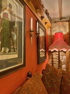 The Writers Cottage - Intriguing & Romantic Accommodation image 2 The Writers Cottage - Intriguing & Romantic image two