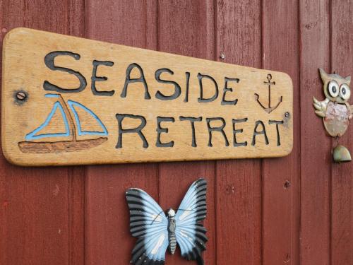 225 Seaside retreat Accommodation image 3 225 Seaside retreat image three