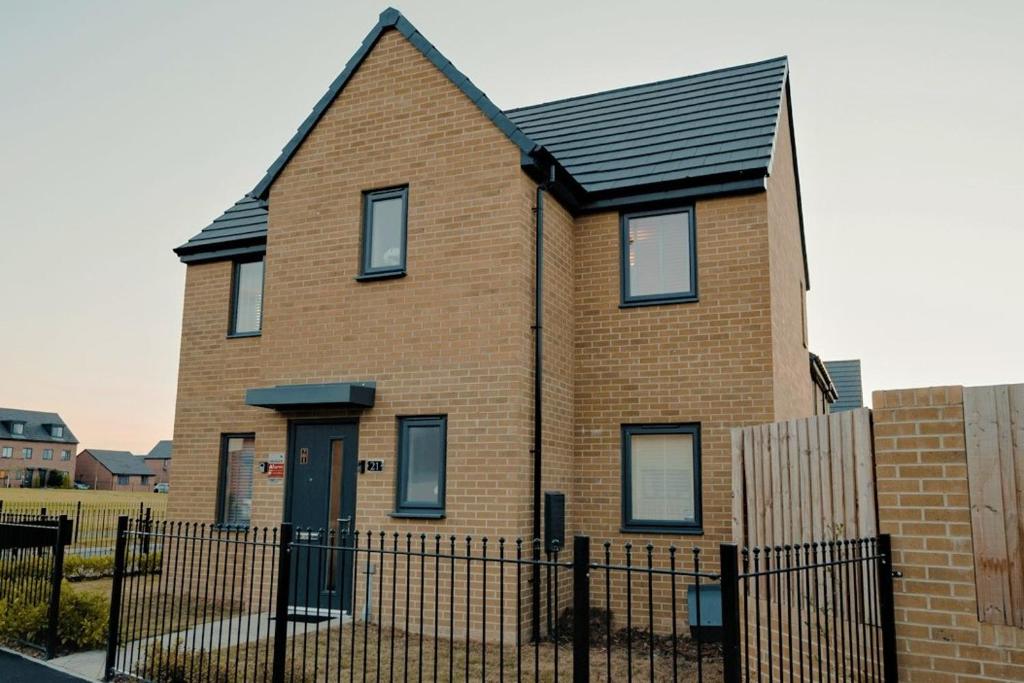 Willow Heights Modern 5-7 Persons/3 Bed Detached image one