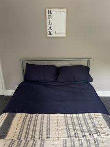 Perfect for large groups, sleeps 17 close to city centre Accommodation image 2 Perfect for large groups, sleeps 17 close to city centre image two