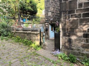 Hebden Bridge Accommodation Page image 41 Picture of Eclectic Artists Cottage in Bohemian Hebden Bridge