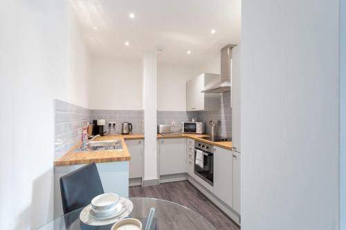 Modern 1 Bedroom Apartment Leeds Accommodation image 3 Modern 1 Bedroom Apartment Leeds image three