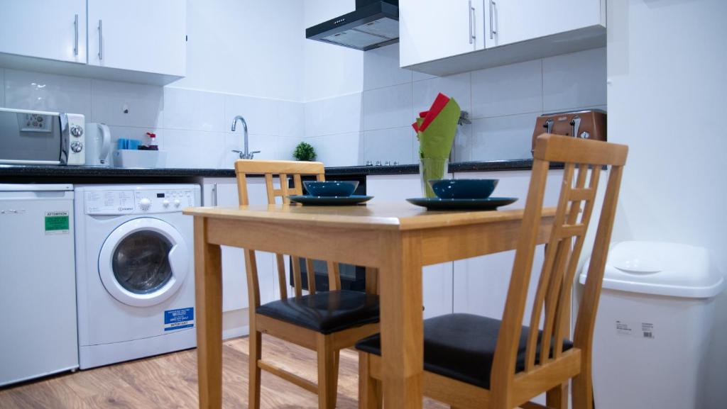 Valee Stay, Wakefield City One Bedroom, apartment 4 Accommodation image 1 Valee Stay, Wakefield City One Bedroom, apartment 4 image one