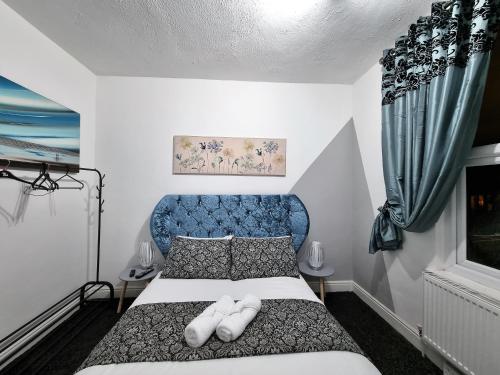 *12PR* Setup for your most relaxed & amazing stay + Free Parking + Free Fast WiFi * Accommodation image 3 *12PR* Setup for your most relaxed & amazing stay + Free Parking + Free Fast WiFi * image three