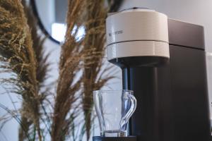 Modern Studio - City Centre - FREE Wi-Fi - New image two