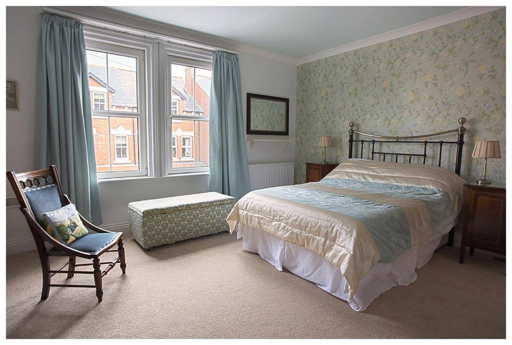 The Judge’s House - luxury period house, quiet, central, spacious, sleeps 8 + cot, 5 bed/3 bath Accommodation image 1 The Judge’s House - luxury period house, quiet, central, spacious, sleeps 8 + cot, 5 bed/3 bath image one