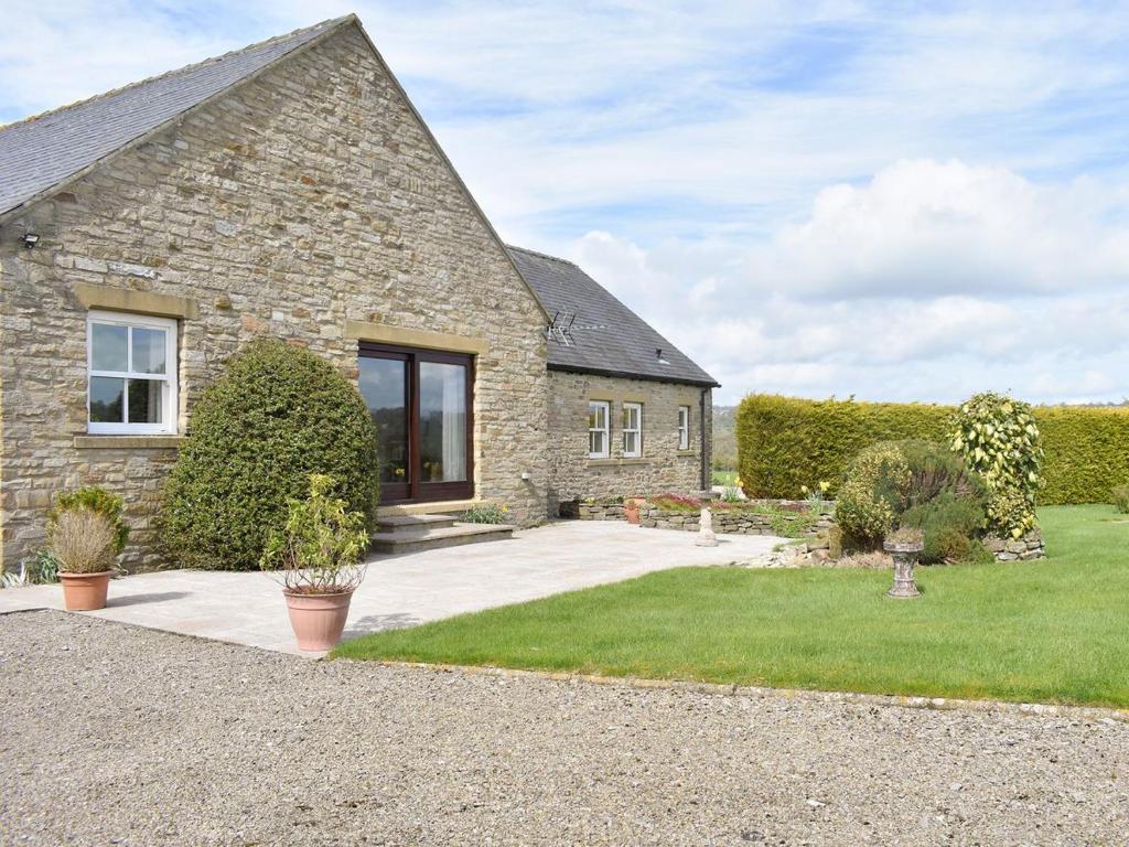 Paddock House image one