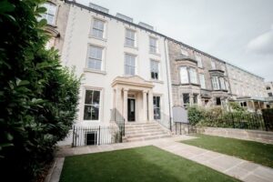 Harrogate Serviced Apartments - Prices & Bookings Page image 5 Picture of York Place One