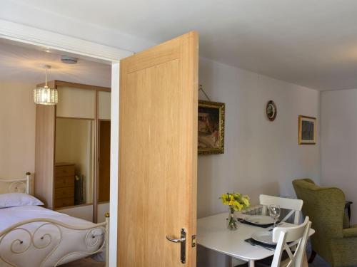 Rosebank Cottage Accommodation image 3 Rosebank Cottage image three