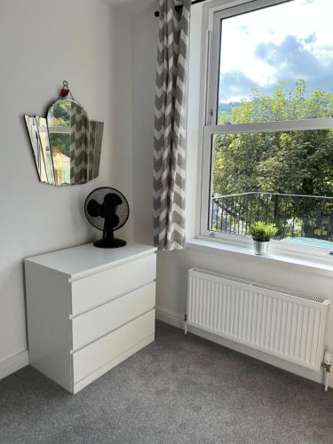 Beautiful 2 bedroom with patio and amazing views Accommodation image 3 Beautiful 2 bedroom with patio and amazing views image three