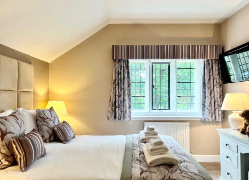 Mallyan Spout Hotel Accommodation image 3 Mallyan Spout Hotel image three
