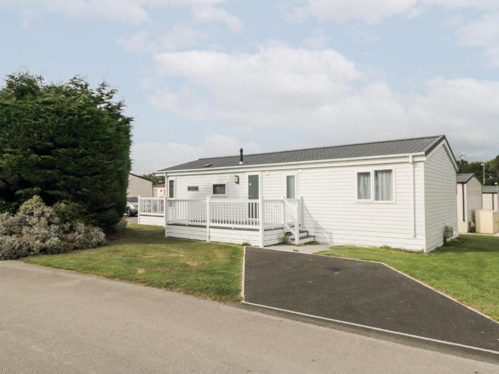 Finch 49 Accommodation image 1 Finch 49 image one
