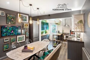 Harrogate Holiday Lets & Cottages - Pricing & Availability Page image 32 Picture of Stunning 4Bed Townhouse by HIC & Trendy Kings Quarter!