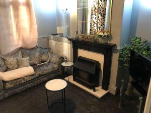 Golden Woodhouse 2 bedroomed Accommodation image 2 Golden Woodhouse 2 bedroomed image two
