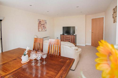 Sandall Apartment Accommodation image 3 Sandall Apartment image three
