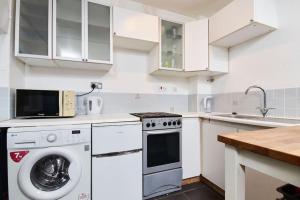 Lovely Flat in City Centre Leeds with free parking Accommodation image 2 Lovely Flat in City Centre Leeds with free parking image two
