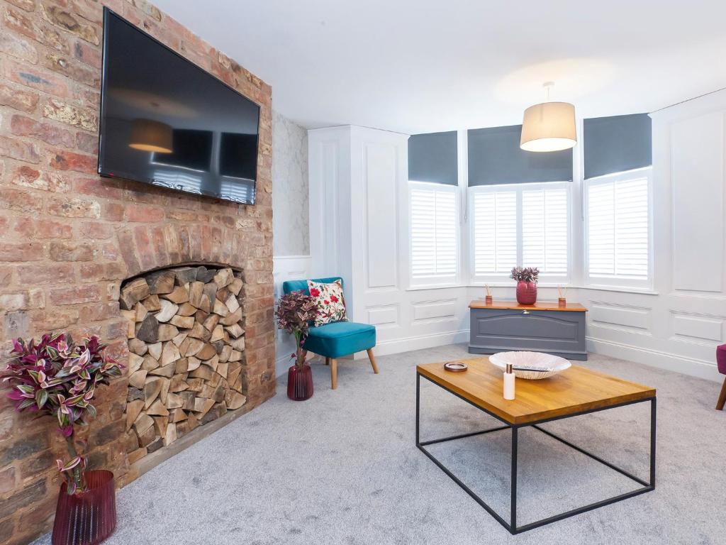 City Centre Apartment - Within York Bar Walls image one