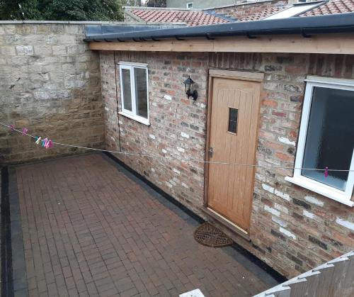 'The Potting Shed' Accommodation image 3 'The Potting Shed' image three