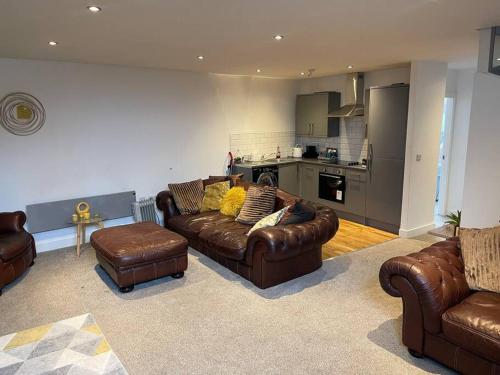 2 Bedroom Luxury Penthouse Apartment Accommodation image 3 2 Bedroom Luxury Penthouse Apartment image three
