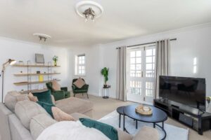 Tourist question: somewhere to stay in York Post image 5 Picture of OnPoint -Spacious 3 Bedroom Apt With Parking!